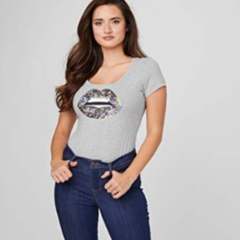 Sequin Lips Graphic T shirt